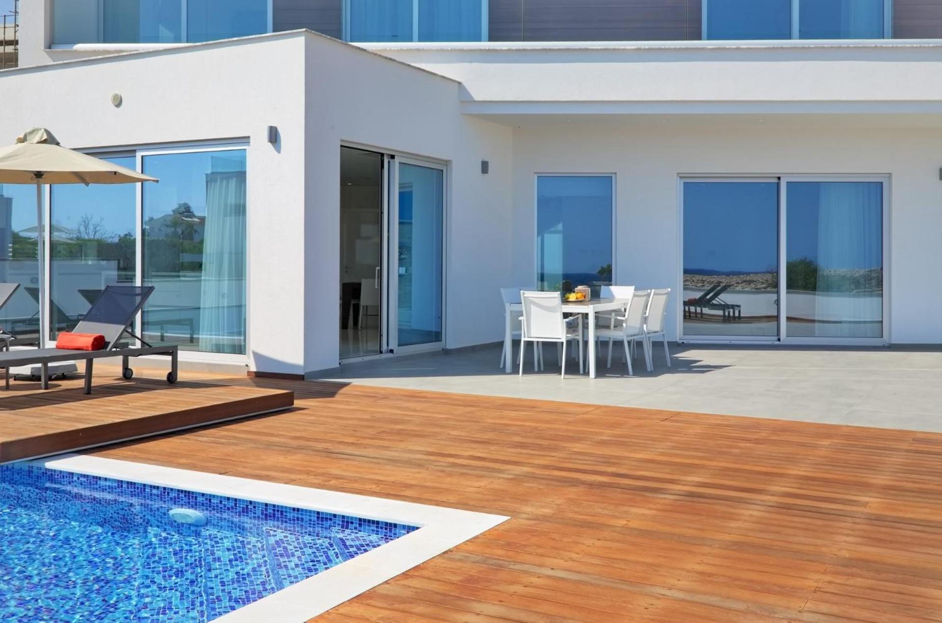 Beachfront Luxury Villa Idania أيا نابا المظهر الخارجي الصورة