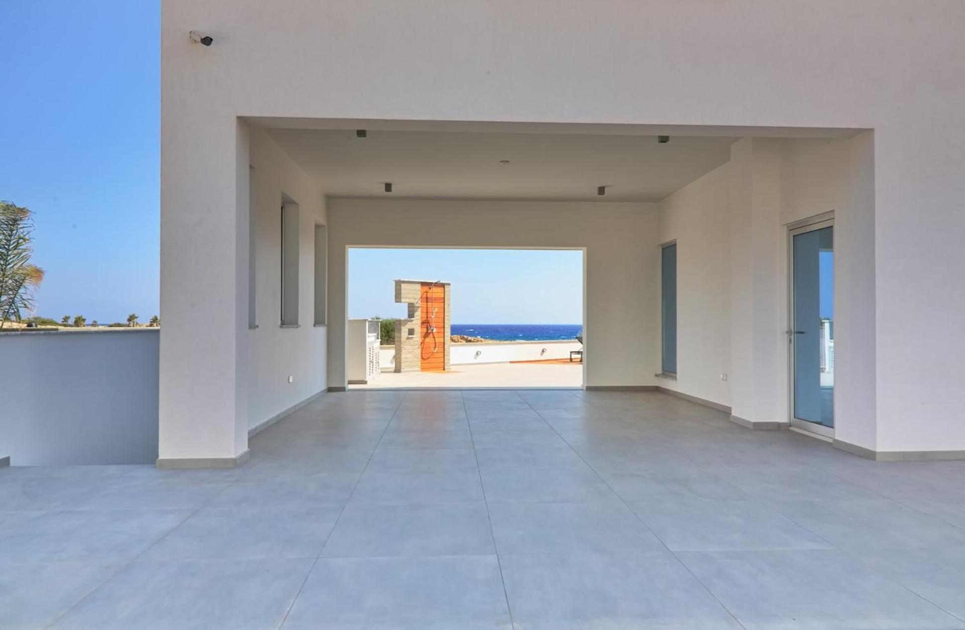 Beachfront Luxury Villa Idania أيا نابا المظهر الخارجي الصورة