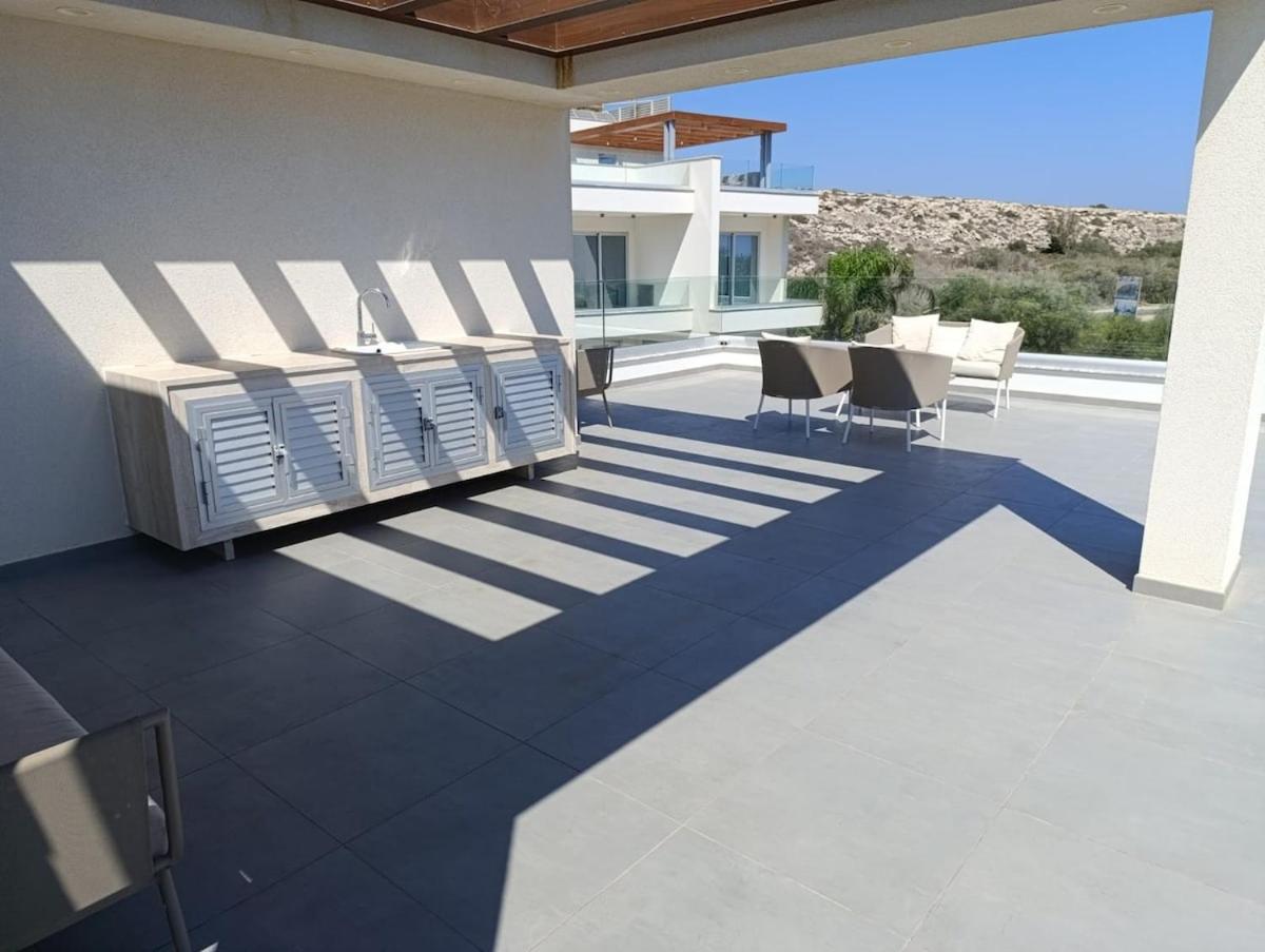 Beachfront Luxury Villa Idania أيا نابا المظهر الخارجي الصورة